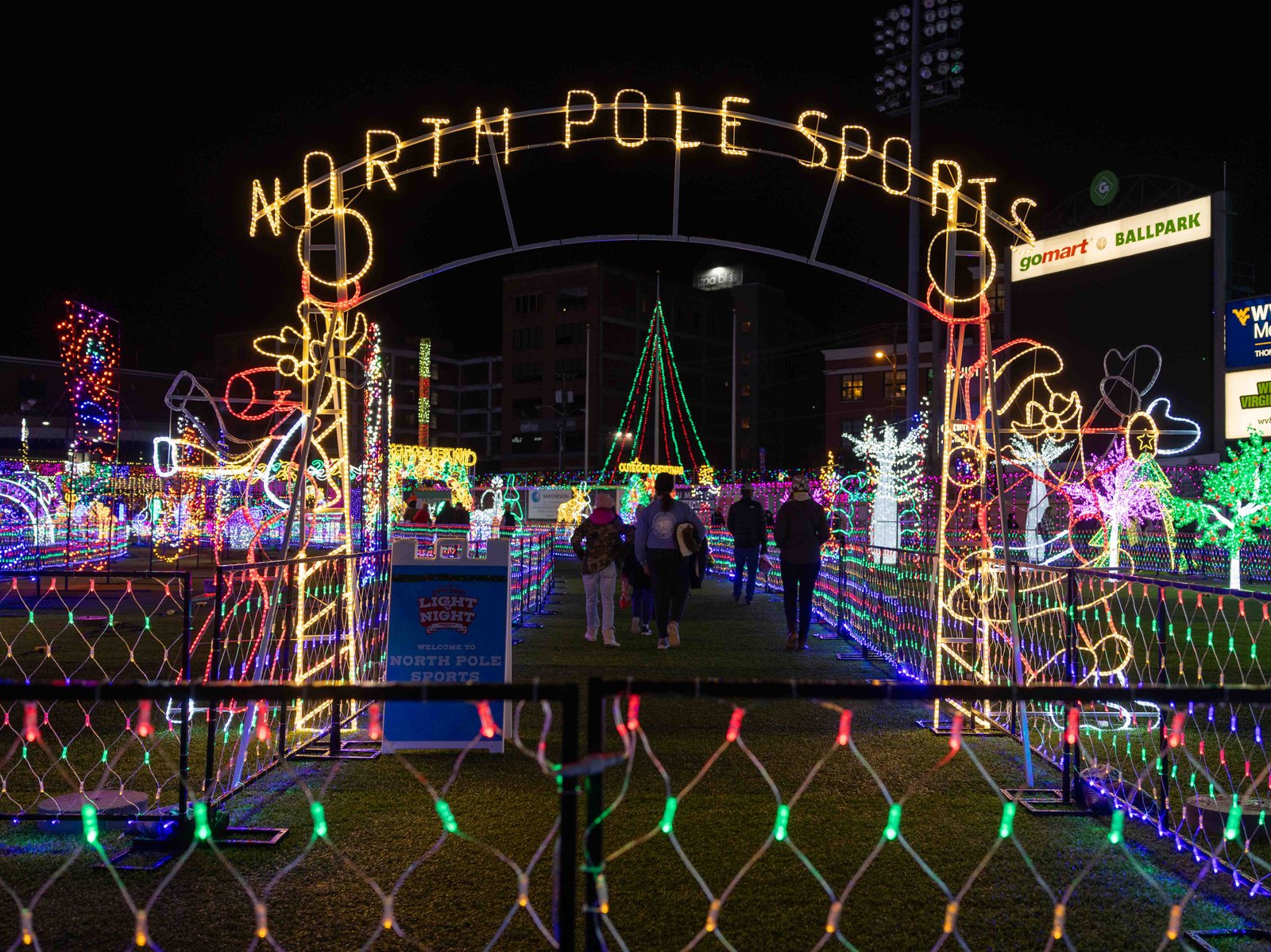 North Pole Sports: Holiday Edition North Pole sports-themed holiday light installation in Charleston, photographed by UA-Visions.
